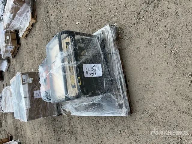 Generac IQ3500 4500 Watt Extreme Portable Generator Set