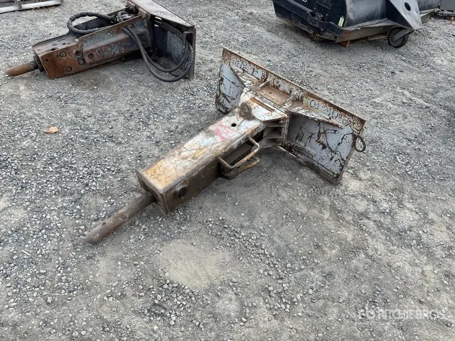 2017 Bobcat Skid Steer Breaker