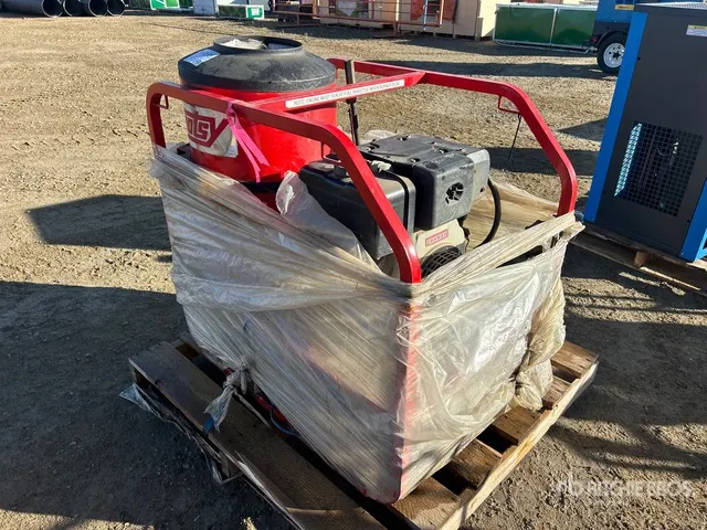 2011 Hotsy 1075BE Pressure Washer