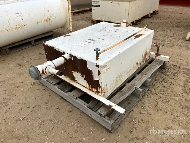 Steel 40 in x 30 in x 15 in Fluid Fuel Tank