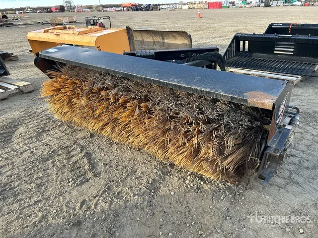 Cat BA18 80 in Skid Steer Broom
