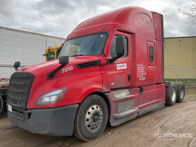 2020 Freightliner Cascadia T/A Sleeper Truck Tractor