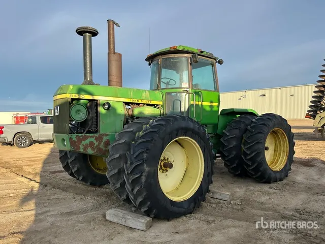 1977 John Deere 8430 Articulated 4WD Tractor (Inoperable)