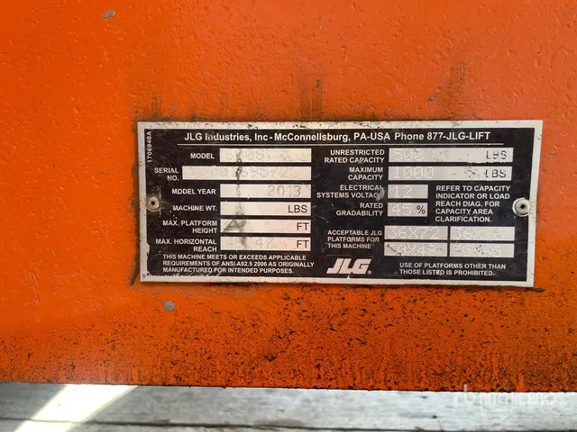 2013 JLG 600S Telescopic Boom Lift