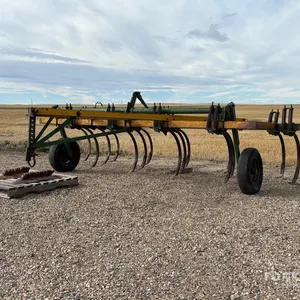 Jeoffroy 13 15 ft Chisel Plow