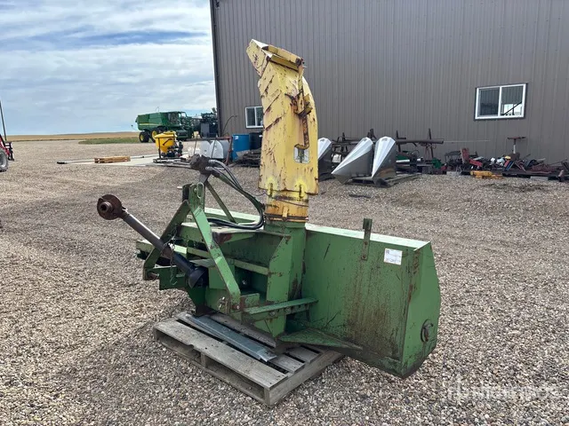 John Deere 7 ft 3-Point Hitch Snow Blower