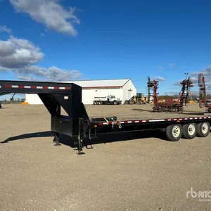 2010 PJ Trailers 26 ft Tri/A Gooseneck Equipment Trailer