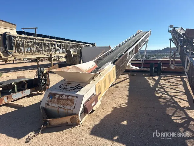 JPConveyors 30 in x 60 ft Portable Stacking Conveyor Belt