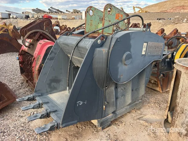 2015 Simex EVO32HD 39 in Excavator Crusher Bucket