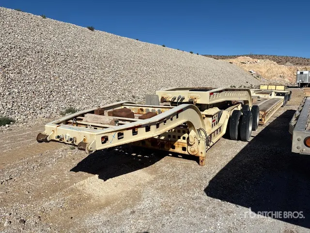 1988 80T3ABTM 90 ton Tri/A Lowboy Trailer