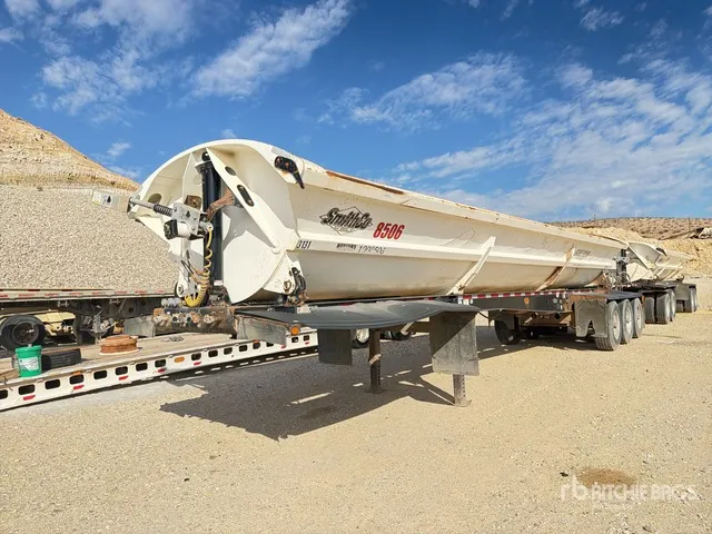 2014 Smithco SXL3-42-34 42 ft Tri/A Lead Side Dump Trailer