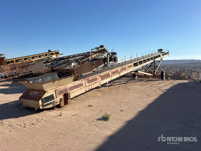 32 in x 72 ft Portable Radial Stacking Conveyor Belt