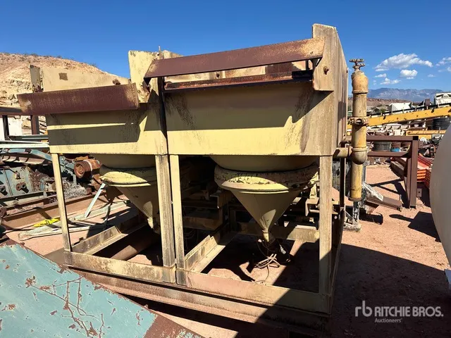 5 ft x 5 ft 6 in Vibratory FLoor Aggregate Feeder