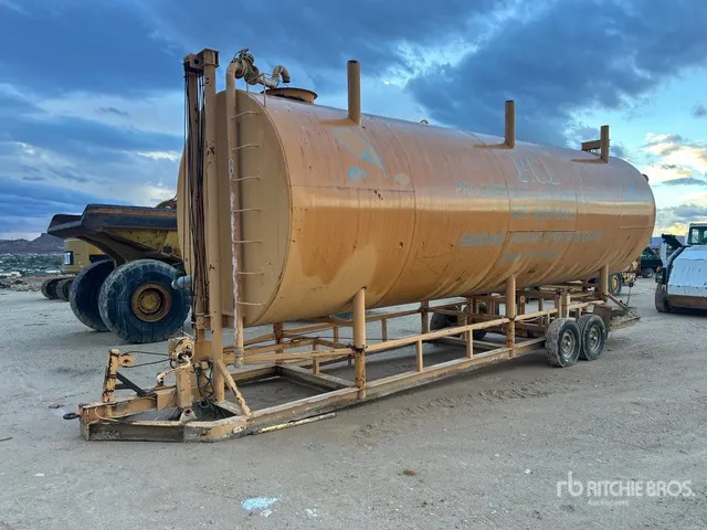 10000 gal T/A Portable Drawbar Water Tower