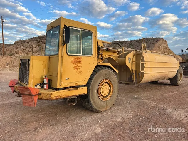 1984 Cat 613C 5000 gal Water Wagon