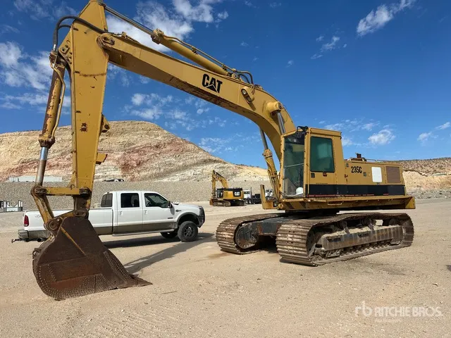 1988 Cat 235C Tracked Excavator