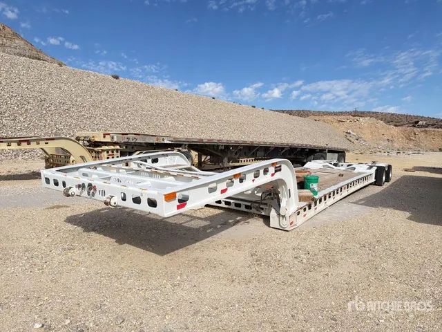 2006 Murry 53 ton T/A Expandable Axle Lowboy Trailer