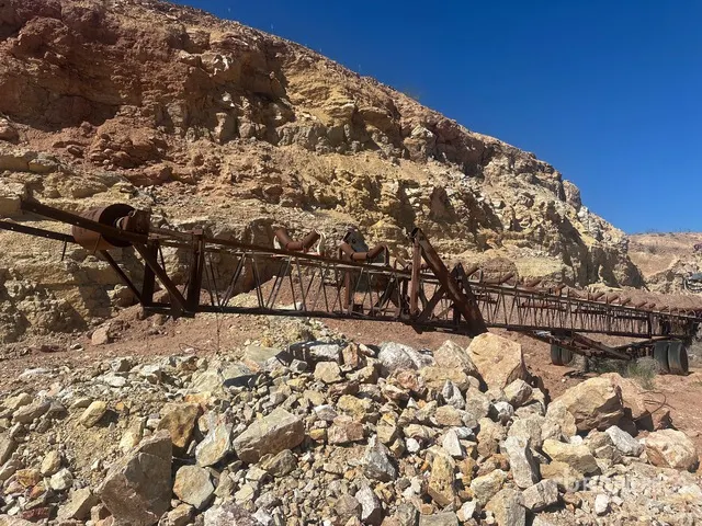 36 in x 120 ft Portable Radial Stacking Conveyor