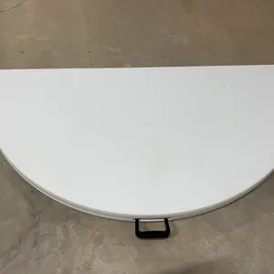 8' Round Folding Table