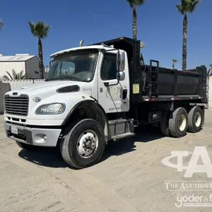 2017 Freightliner M2 106 