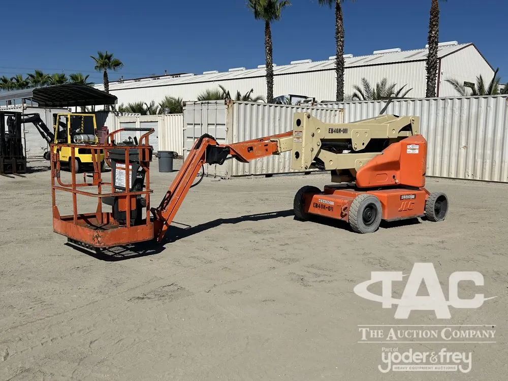 2007 JLG E400AJPN