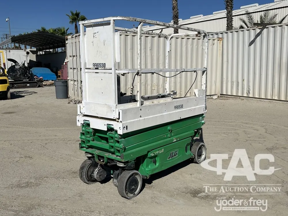 2017 JLG 1930ES