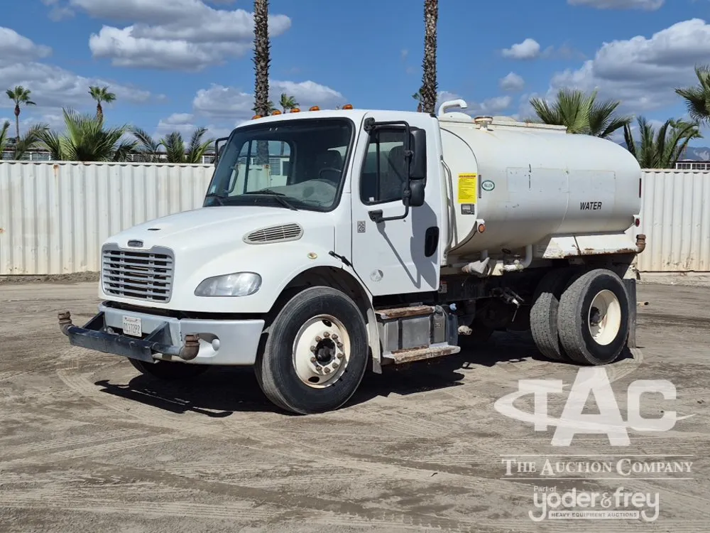 2019 Freightliner M2 106