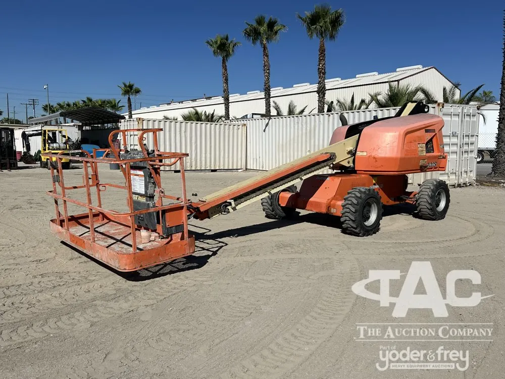 2015 JLG 400S