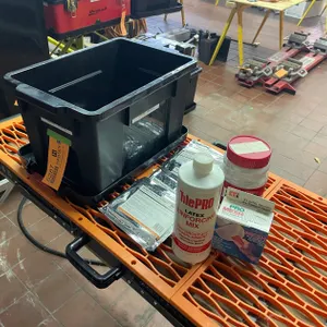 (5) Bumper Prep Pads and TilePro Latex