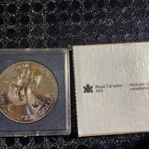 1983 Edmonton Universiade Canada $1 Silver Dollar 500 Silver, 23.4g, Royal Canadian Mint