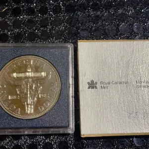 1982 Royal Canadian Mint Regina Dollar Coin, 500 Silver, 23.4g, With Case and Box