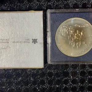 1992 Canada Dollar Coin, 500 Silver, 23.4g, Royal Canadian Mint, With Original Case
