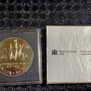 1987 Royal Canadian Mint Davis Strait Dollar, .500 Silver, 23.4g, With Case
