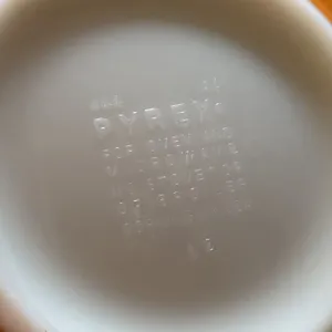 Pyrex &Glass bowls