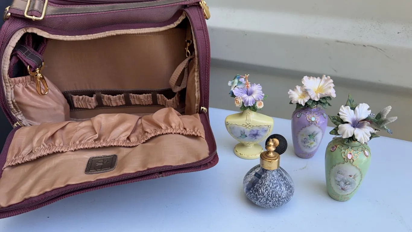 Lena Liu Essence of Spring Vases & Bag