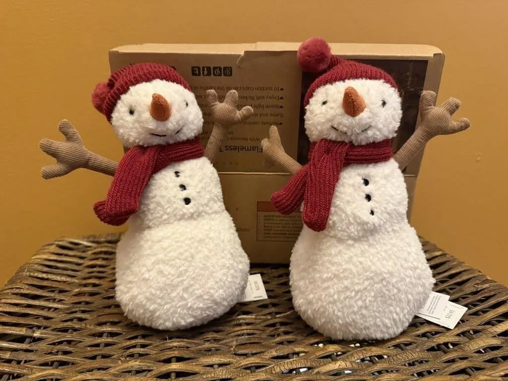 Plush snowmen (2)