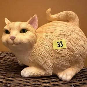 Cat birdhouse