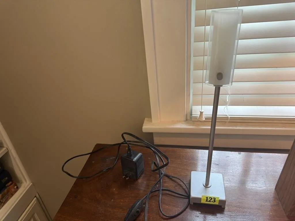 LED desk lamp