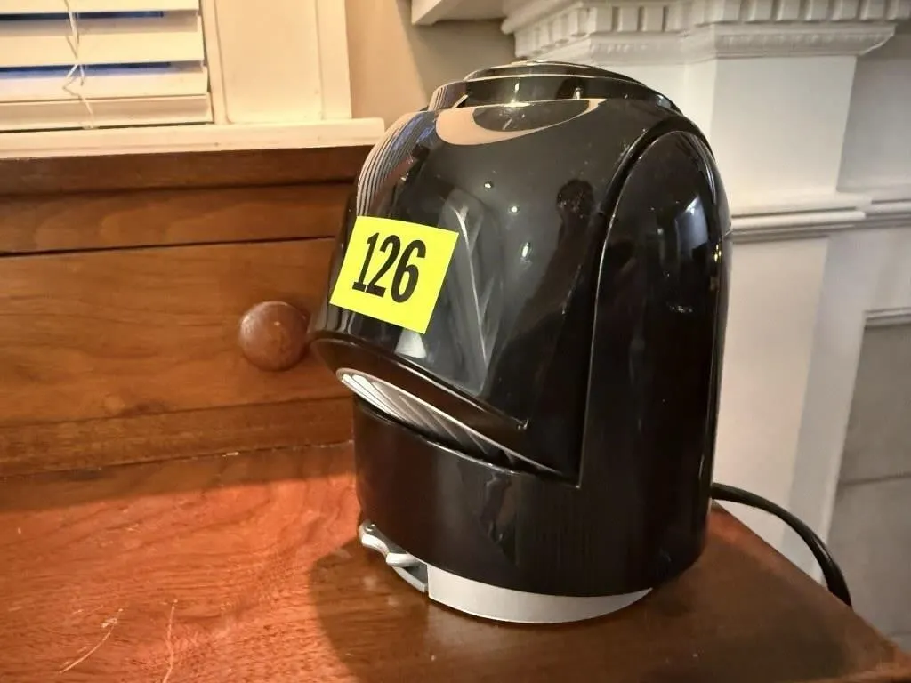 Vornado compact air purifier