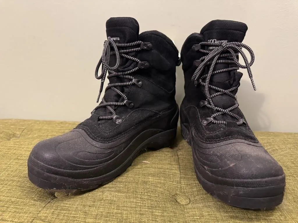 Columbia lined snow boots