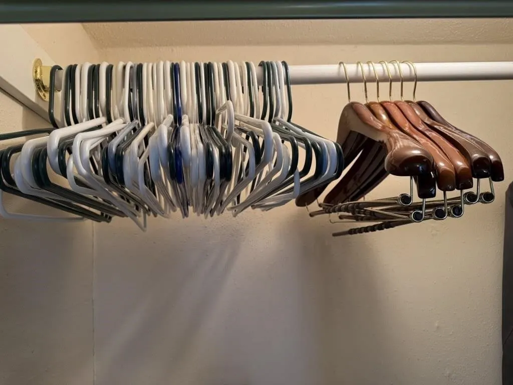 Clothes hangers, plastic & wood