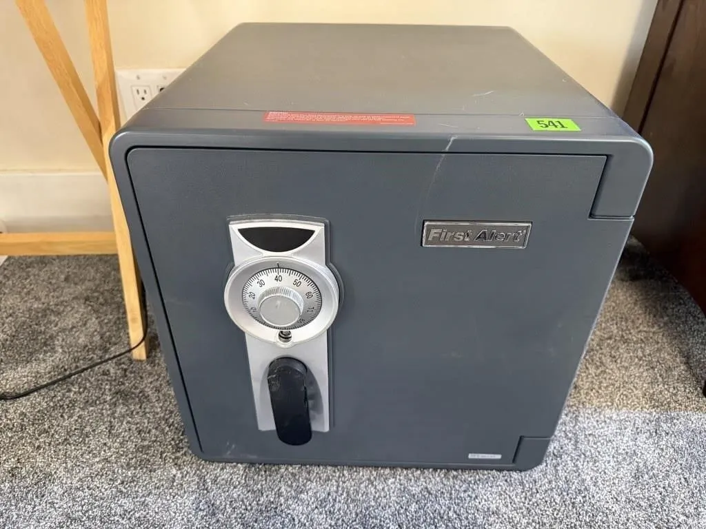 First Alert safe, no contents included:
Please