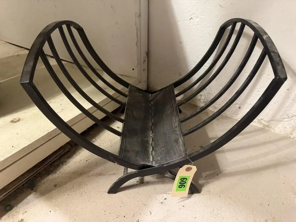 Firewood holder