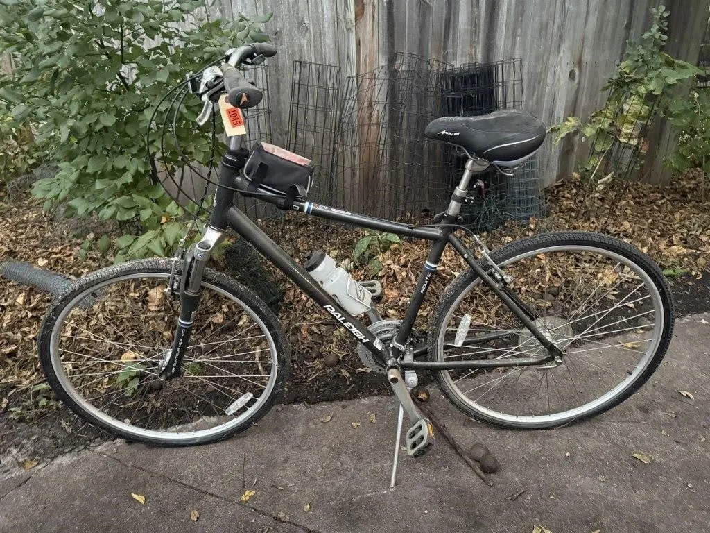 Raleigh Route bicycle