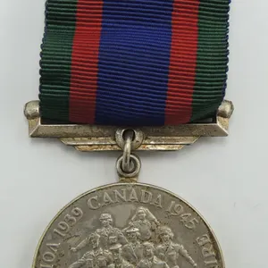 #4 WW2 Canadian Volunteer Service Medal Silver