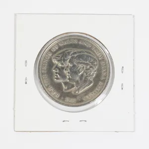 #33 1981 Royal Mint Prince of Wales Princess Diana
