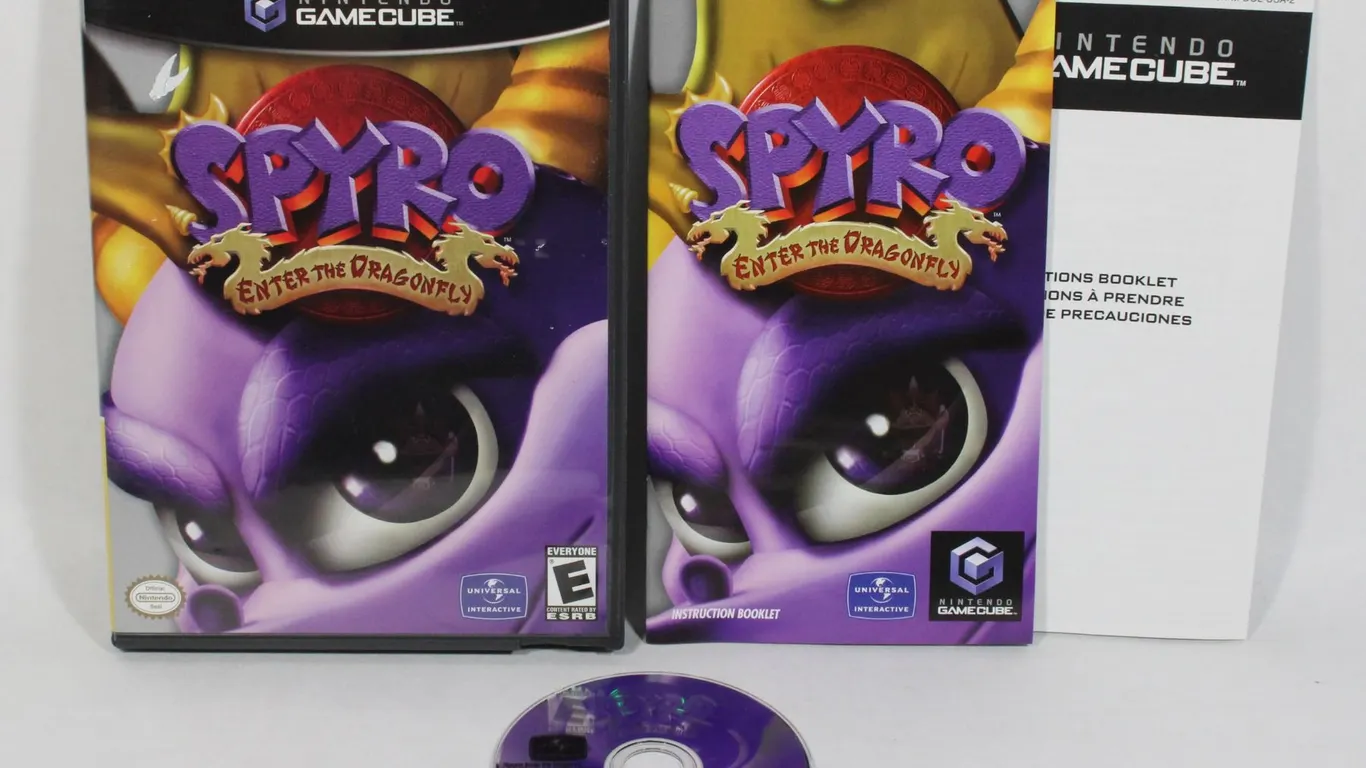 #92K Gamecube Spyro Enter the Dragonfly CIB