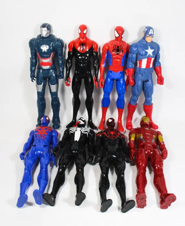 #172 8 Hasbro Marvel Action Figures Spider-Man