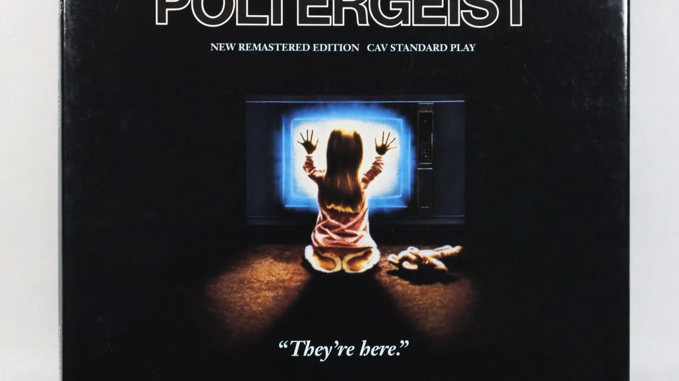 #387 LaserDisc Movie Polergeist 1982 Horror Movie