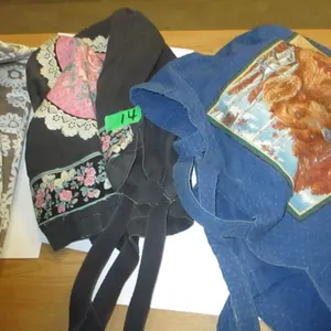 UNCLAIMED STORAGE:  STORAGE TOTE & LID C/W ASSORTED FABRIC